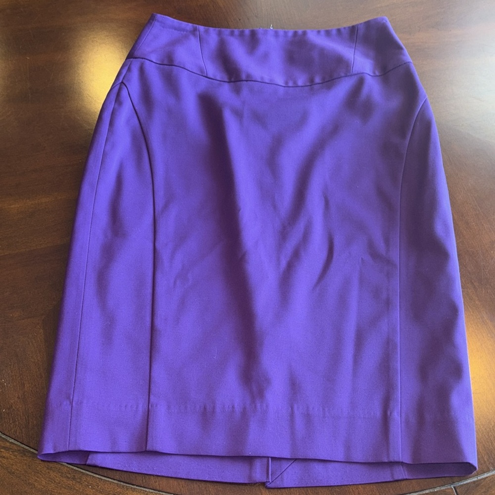 The Limited size 0 skirt